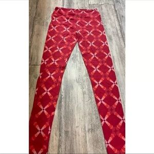 LuLaRoe Women’s One Size Heart Patterned Leggings Pink Red Soft Stretchy Casual